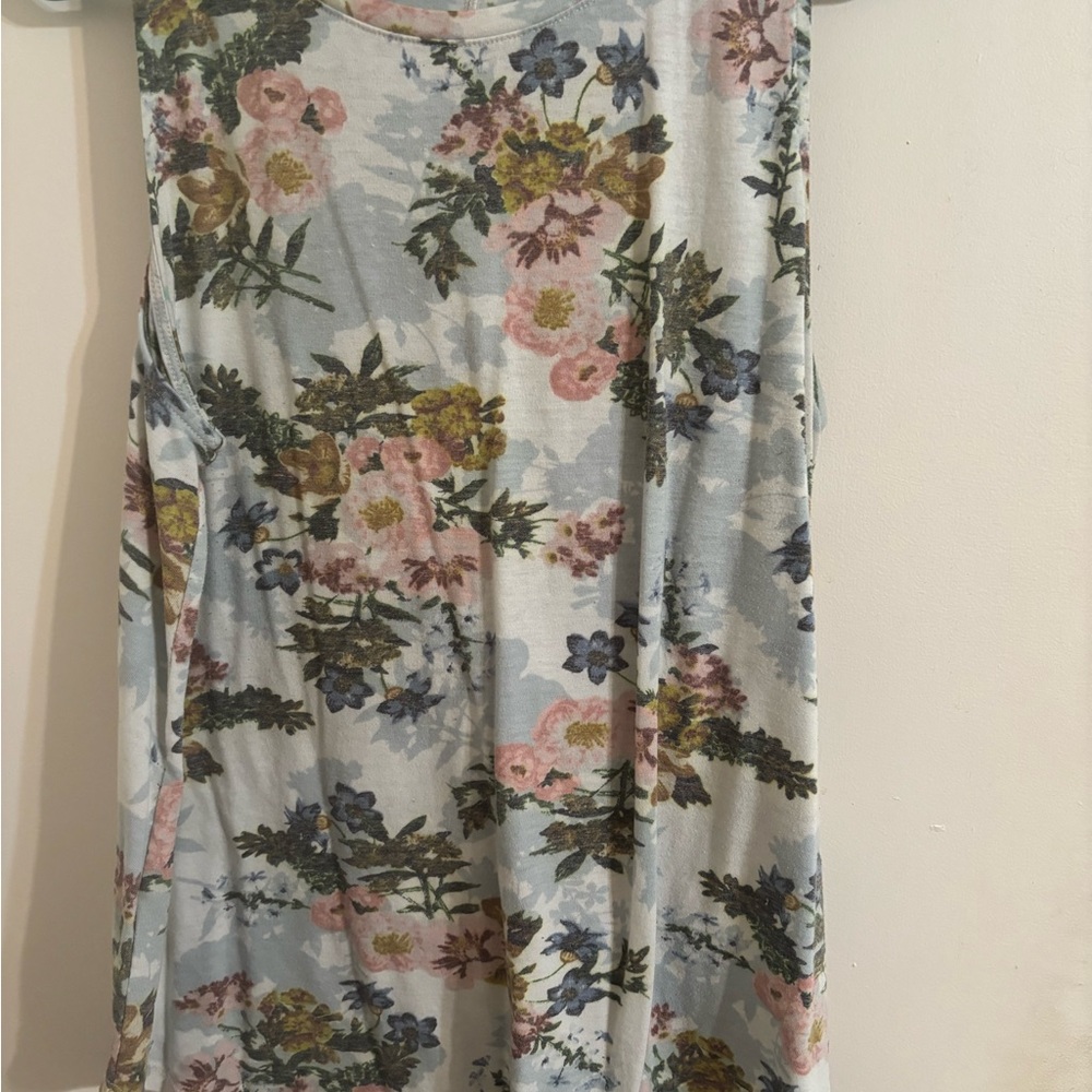 Torrid Floral Tank Top in Pink and Blue
